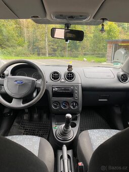 Ford fiesta 2005 - 5