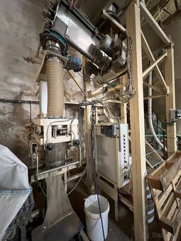 Použitá pytlovací linka - 5