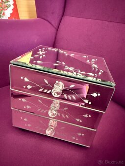 Zrcadlová šperkovnice - 5