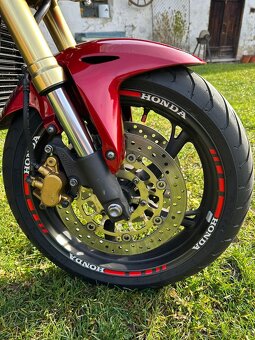 Honda Hornet - 5