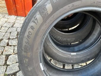 Zimní pneumatiky 225/60 r17 - 5
