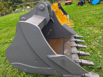 Lžíce  2,34m3 pro 34-45t 175cm - 5