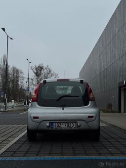 Peugeot 107, 1.0 , rok 2006 - 5