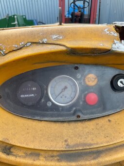 Vzduchový kompresor SULLAIR 2004 - 5