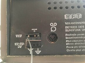 Rádio SATURN MR 423 - 5