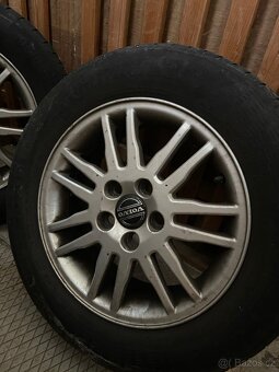 Sada litých kol 15” na Volvo V50 s letnimi 195/65 R15 - 5