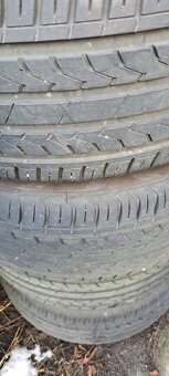 Letni pneu 215 55 16 - 5