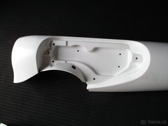 HOBBY - plastový sloupek zadní L + P - 5
