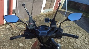 Prodám skútr Honda SH 125i 2024 - 5
