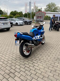 Suzuki GSX 600 F 2002, v TP 25kw - 5