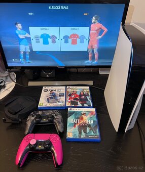 PS5 s mechanikou + dva ovladače a 3 hry - 5