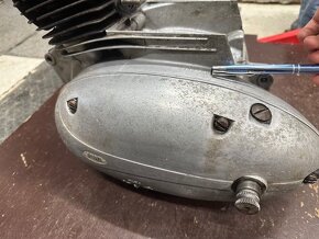 Predám MOTOR JAWA 250/590 sport - 5