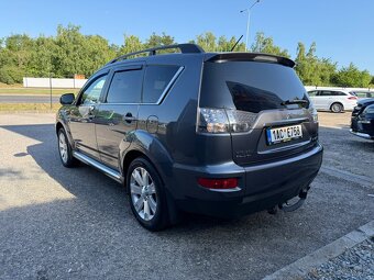 Mitsubishi Outlander XL 2011 - 5