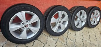 Originál alu Škoda 4 5x112 205/55 R16 letní - 7mm - 5