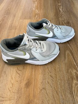 Nike Air Max - 5