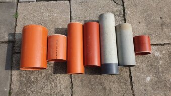 Kanalizační trubky, kolena, odbočky, redukce, atd. - 5