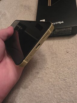 Samsung Z Flip 6 256gb - 5