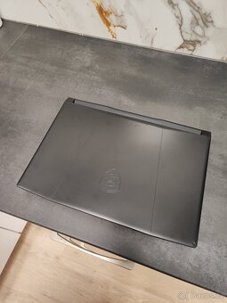 Herní notebook RTX 4070 MSI Katana 15 B13VGK – TOP STAV - 5