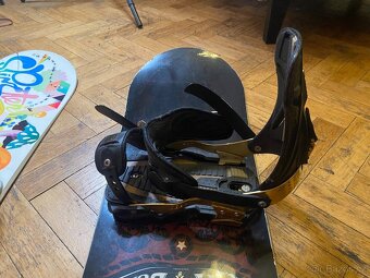 Dámský a pánský snowboard značky Forum - 5