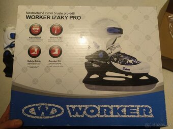Zimní brusle WORKER Izaky Pro - s kožíškem, vel. 30-33 - 5