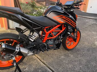 KTM DUKE 125 2021 BLACK - 5
