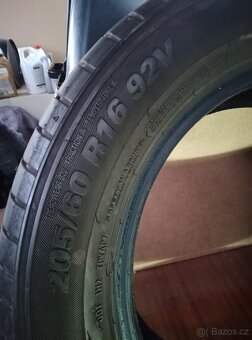Pneu 205/60R16 - 5