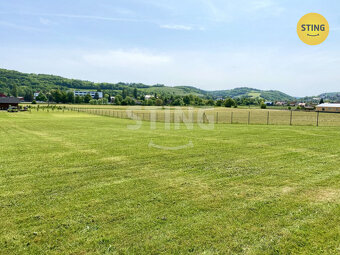 Prodej pozemku 800 m2, 127825 - 5