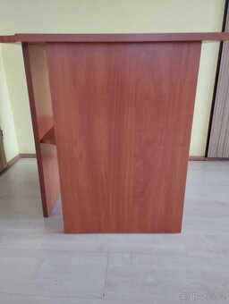 Rohový stolek z dýhy - 5