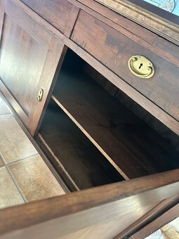 Starožitná skříň masiv, vitrína, kredenc - 5