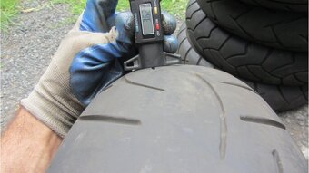 Metzeler 190/55/17, DOT4713 - 5