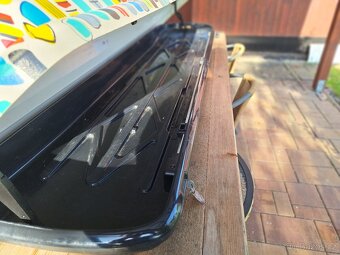 Střešní box THULE, 320 l - 5