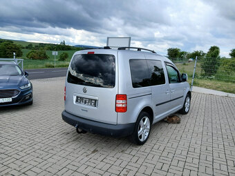 VW Caddy 1,6 TDI Obytná vestavba, solár, lůžko - 5