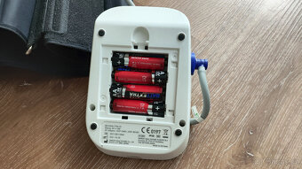 Tlakoměr Omron M3 (HEM-7154-E) - 5