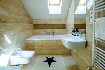 Prodej byty 2+kk, 75 m2 - Praha - Nové Město, ev.č. 00047 - 5