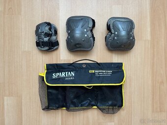 Kolečkové brusle Bladerunner PRO XT velikost 43 + chrániče - 5