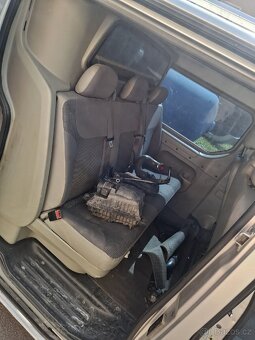 Opel Vivaro 2.0 84kw 2008 potkaný motor - 5