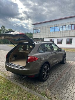 Porsche Cayene 3,0 TDI V6 Tiptronic 180 kW - 5