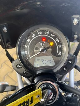 Triumph street scrambler 900 - 5