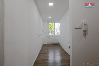 Prodej bytu 3+1, 66 m², Klatovy, ul. Pod Hůrkou - 5