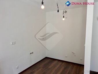 Prodej rodinného domu 4+kk, pozemek 369 m² - 5