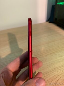 Prodám iPhone SE 2022 (3. generace), 128 GB, 5G – červený - 5