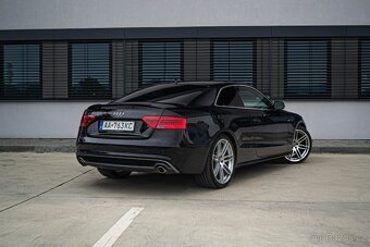 Audi A5 3.0 TDI DPF quattro S tronic BLACK - 5