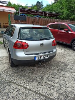 Golf 5 - 5