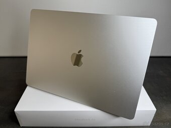 MacBook Air 15'' 2023 / M2 / 8GB / 512GB SSD / Kompletní b - 5