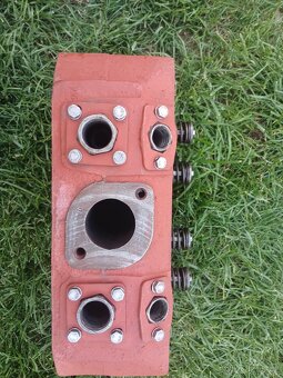 Hlava Zetor 25 - 5