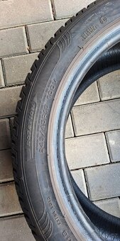 Zimní Nokian 235/45R17 9HXL a Fulda 245/45R18 100V - 5
