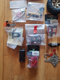 TRAXXAS AXIAL 4×4 tunning - 5