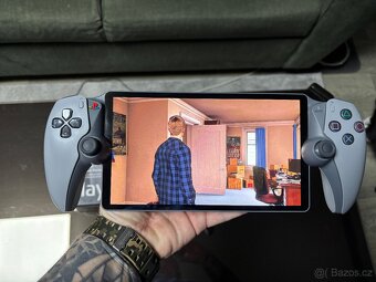 Playstation portal 30th Anniversary Limited edition - 5