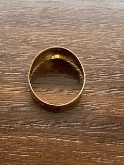 Zlatý dámský prsten - 5