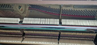 Piano Petrof K114 - 5